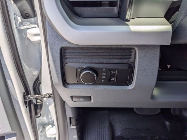 2026 Oxford White Ford Super Duty F-450 DRW XL 4X4 Chassis