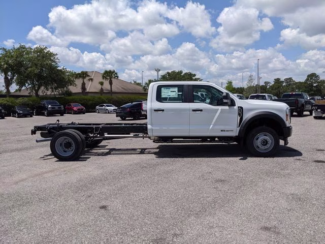 2026 Oxford White Ford Super Duty F-450 DRW XL 4X4 Chassis