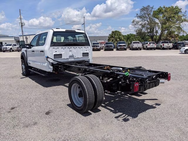 2026 Oxford White Ford Super Duty F-450 DRW XL 4X4 Chassis