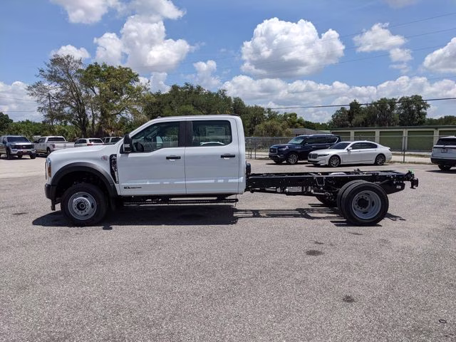 2026 Oxford White Ford Super Duty F-450 DRW XL 4X4 Chassis