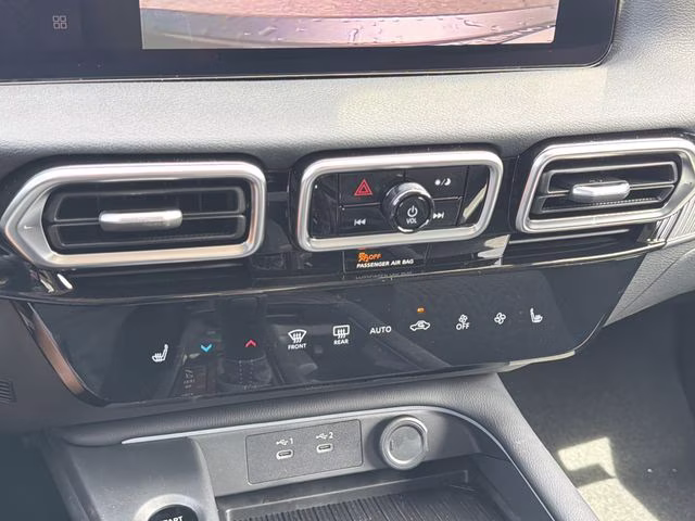 2026 Gun Metallic Nissan Sentra SV FWD Sedan