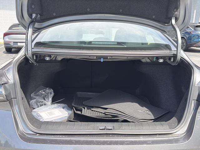 2026 Gun Metallic Nissan Sentra SV FWD Sedan