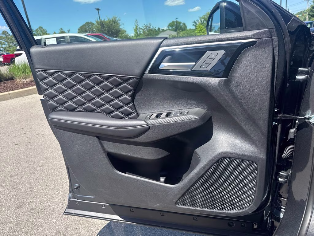 2026 Moonrock Gray Nissan Rogue Plug-In Hybrid Platinum AWD SUV