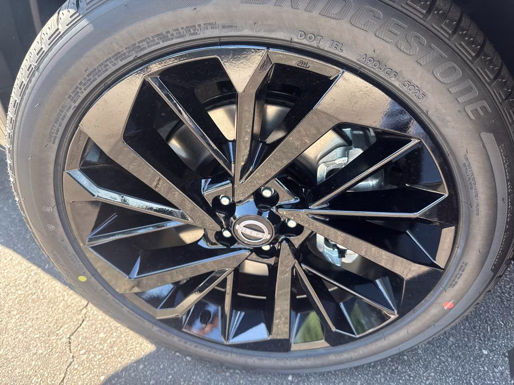2026 Moonrock Gray Nissan Rogue Plug-In Hybrid Platinum AWD SUV
