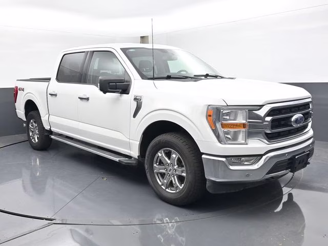 2023 Oxford White Ford F-150 XLT 4X4 Truck