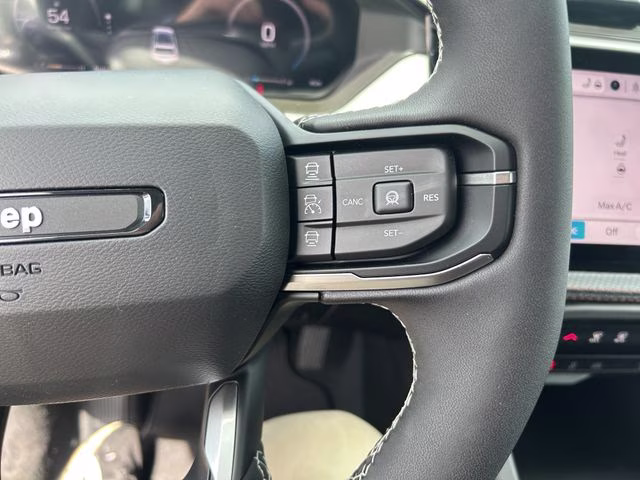 2026 Sting-Gray Clearcoat Jeep Cherokee Limited 4X4 SUV