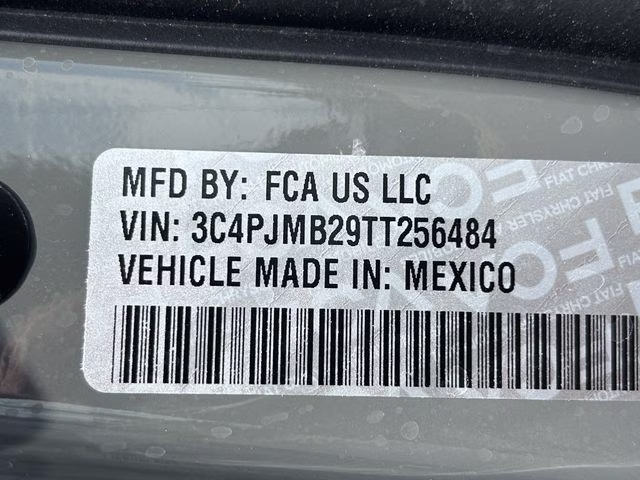 2026 Sting-Gray Clearcoat Jeep Cherokee Limited 4X4 SUV
