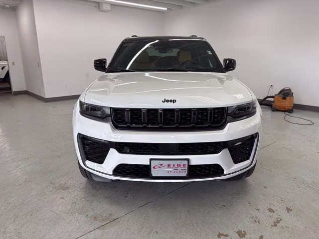 2026 Bright White Clearcoat Jeep Grand Cherokee L Summit 4X4 SUV
