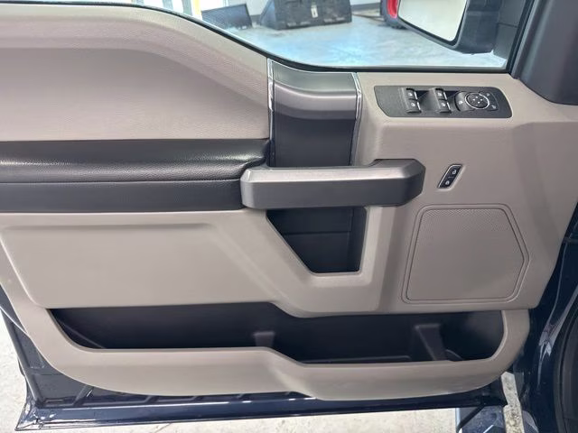 2018 Blue Jeans Metallic Ford F-150 XLT 4X4 Truck