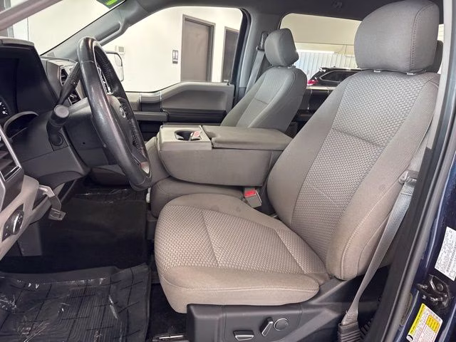 2018 Blue Jeans Metallic Ford F-150 XLT 4X4 Truck