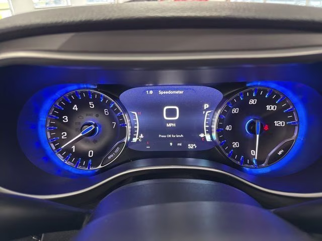 2027 Pxj Chrysler Pacifica Limited AWD Van