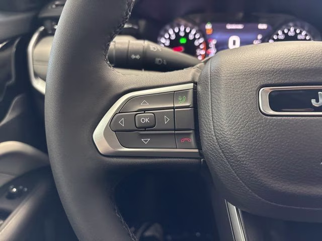 2026 Bright White Clearcoat Jeep Compass Limited 4X4 SUV