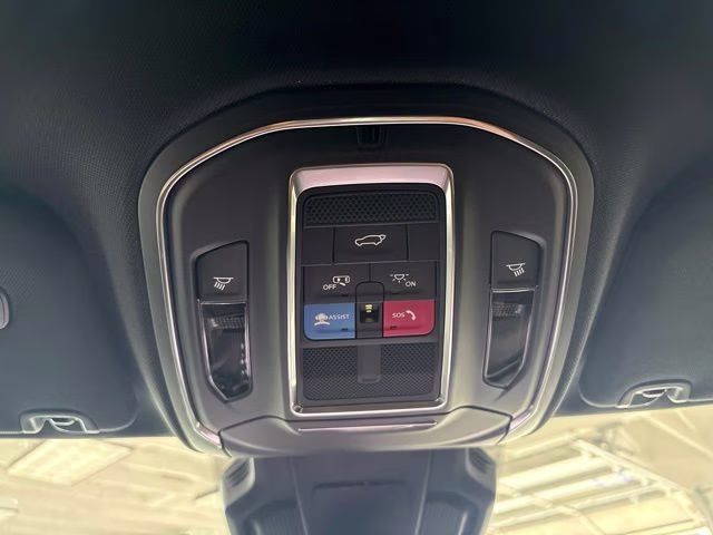 2026 Silver Zynith Clearcoat Jeep Cherokee Limited 4X4 SUV