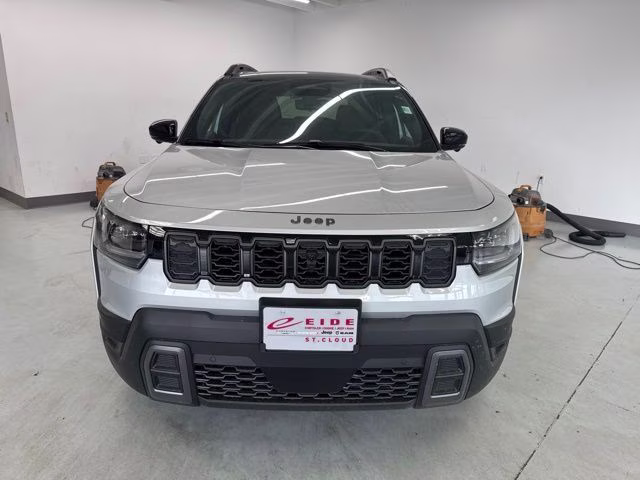 2026 Silver Zynith Clearcoat Jeep Cherokee Overland 4X4 SUV