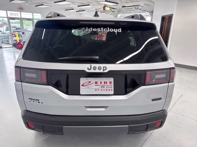 2026 Silver Zynith Clearcoat Jeep Cherokee Overland 4X4 SUV