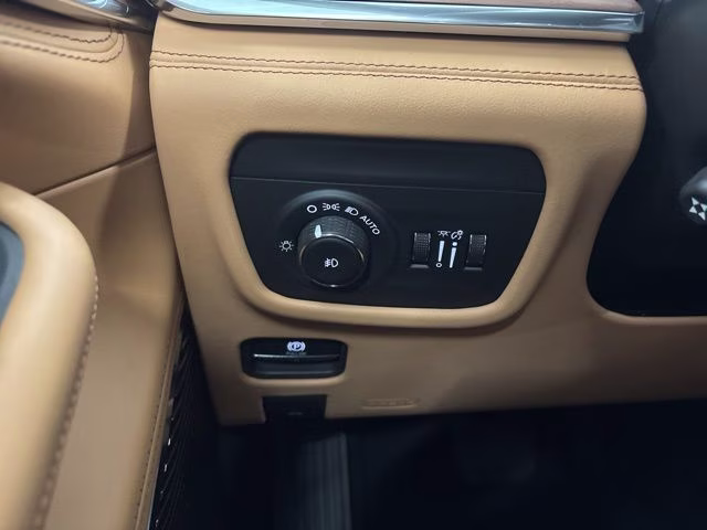2026 Bright White Clearcoat Jeep Grand Cherokee L Summit 4X4 SUV