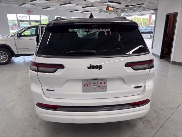 2026 Bright White Clearcoat Jeep Grand Cherokee L Summit 4X4 SUV