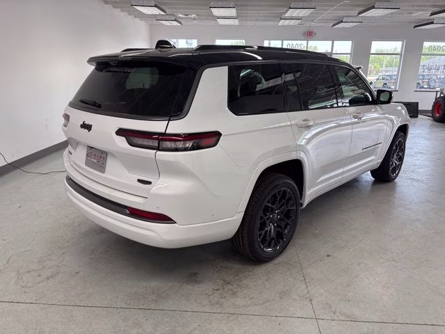2026 Bright White Clearcoat Jeep Grand Cherokee L Summit 4X4 SUV
