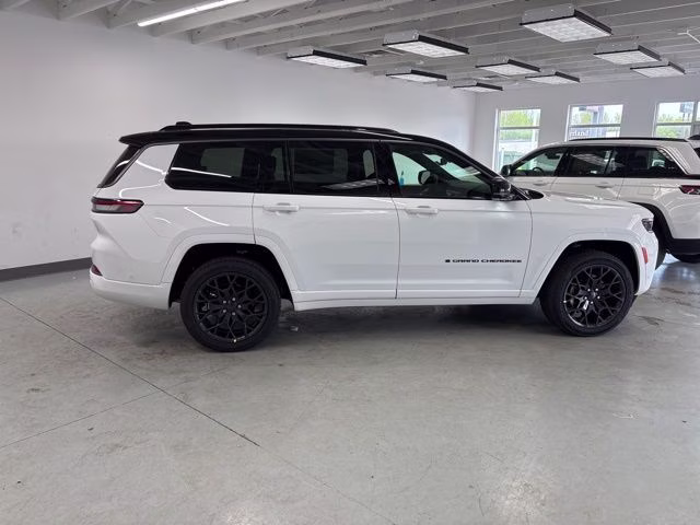 2026 Bright White Clearcoat Jeep Grand Cherokee L Summit 4X4 SUV