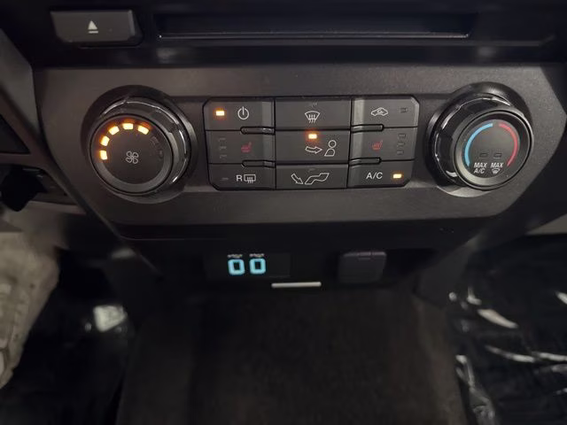 2018 Blue Jeans Metallic Ford F-150 XLT 4X4 Truck