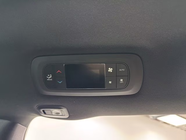 2027 Pxj Chrysler Pacifica Limited AWD Van