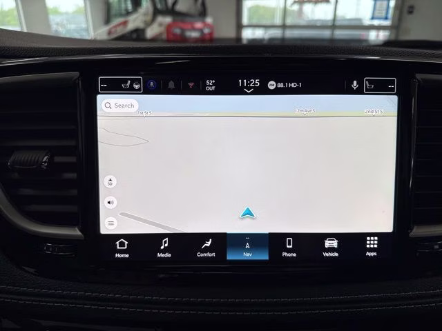 2027 Pxj Chrysler Pacifica Limited AWD Van