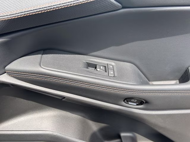 2026 Sting-Gray Clearcoat Jeep Cherokee Limited 4X4 SUV