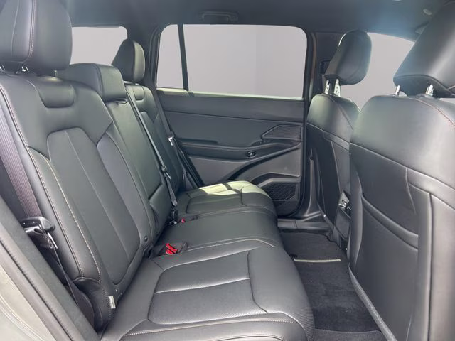 2026 Sting-Gray Clearcoat Jeep Cherokee Limited 4X4 SUV