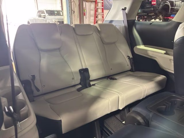 2026 Ceramic Silver Kia Carnival EX FWD Van