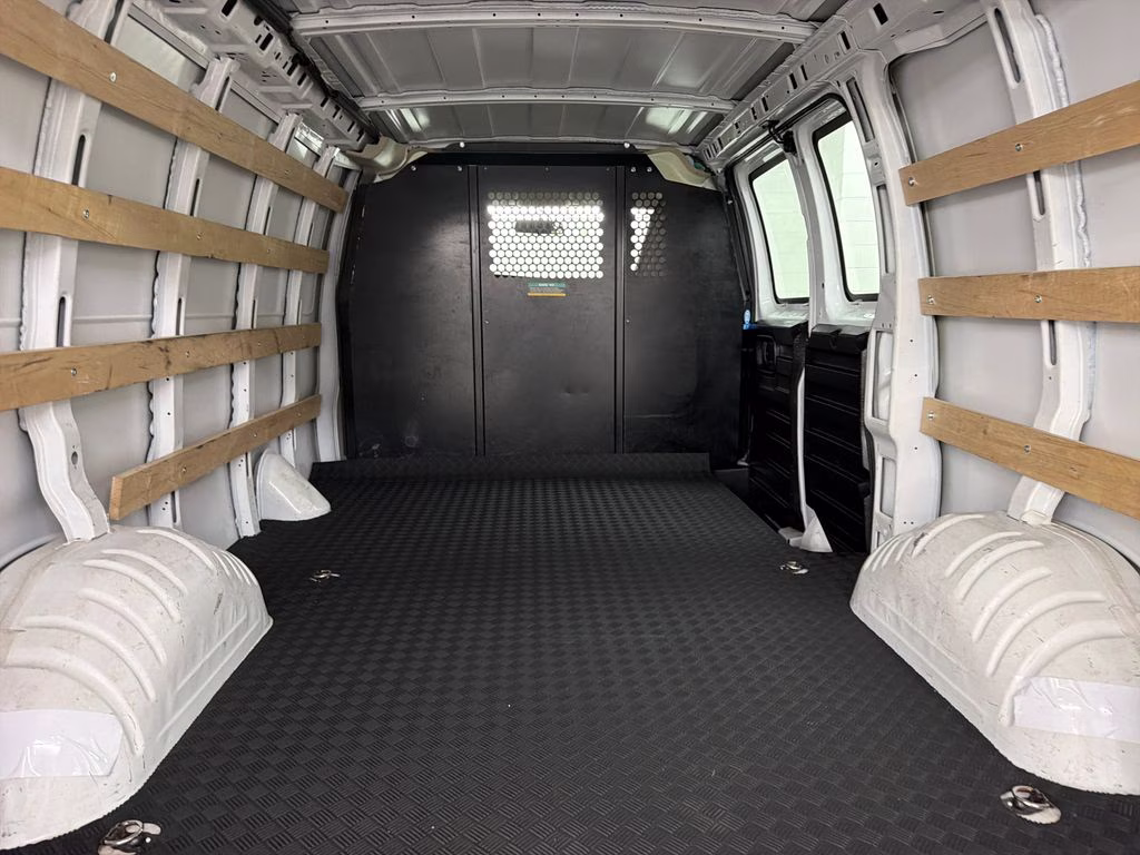 2024 Summit White GMC Savana 2500 Work Van RWD Van