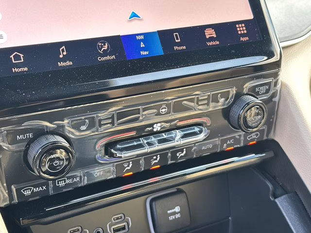 2025 Diamond Black Crystal Pearlcoat Jeep Grand Cherokee L Limited RWD SUV