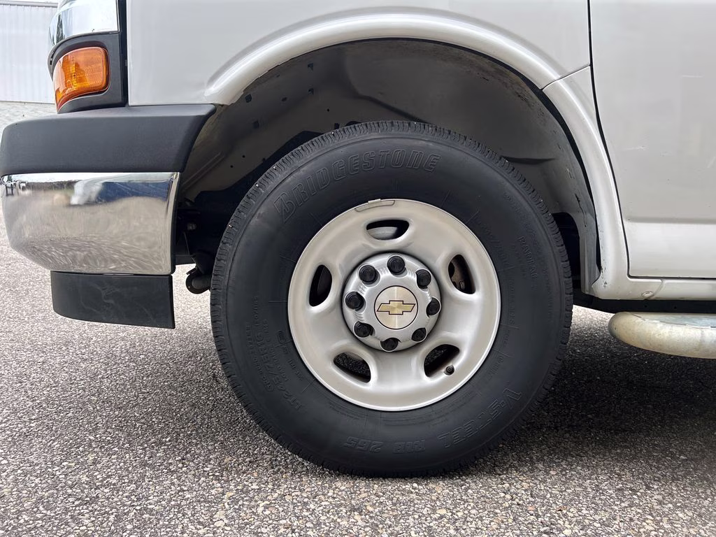 2024 Summit White Chevrolet Express 2500 Work Van RWD Van