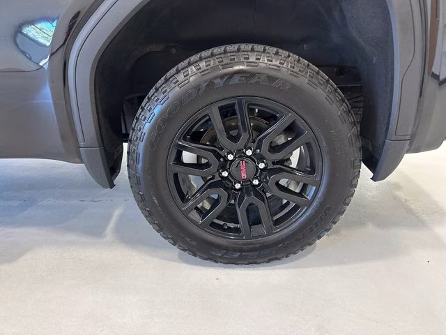 2024 Onyx Black GMC Sierra 1500 Elevation 4X4 Truck