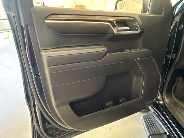 2024 Onyx Black GMC Sierra 1500 Elevation 4X4 Truck
