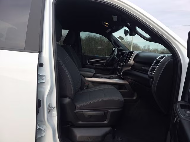 2024 Bright White Clearcoat Ram 2500 Big Horn 4X4 Truck