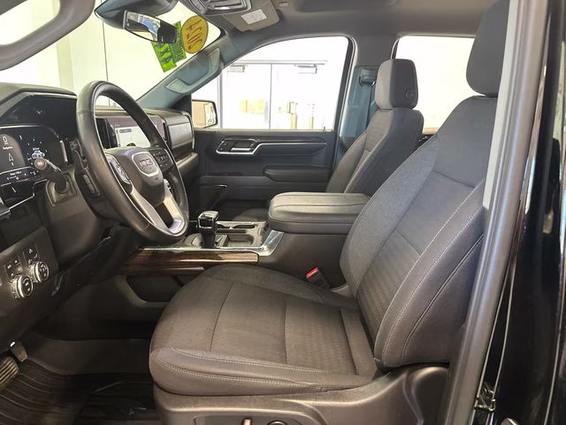 2024 Onyx Black GMC Sierra 1500 Elevation 4X4 Truck