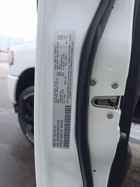 2024 Bright White Clearcoat Ram 2500 Big Horn 4X4 Truck