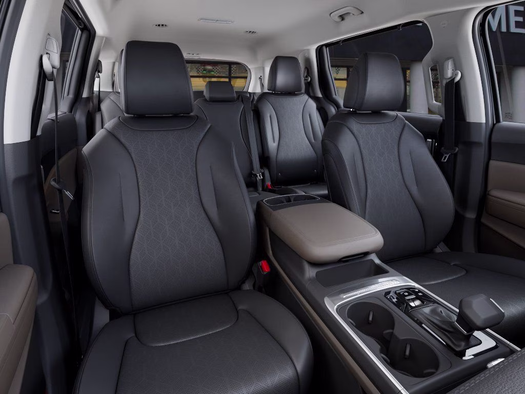 2026 Aurora Black Pearl Kia Carnival EX FWD Van