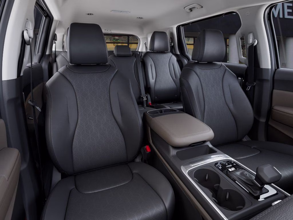 2026 Aurora Black Pearl Kia Carnival EX FWD Van