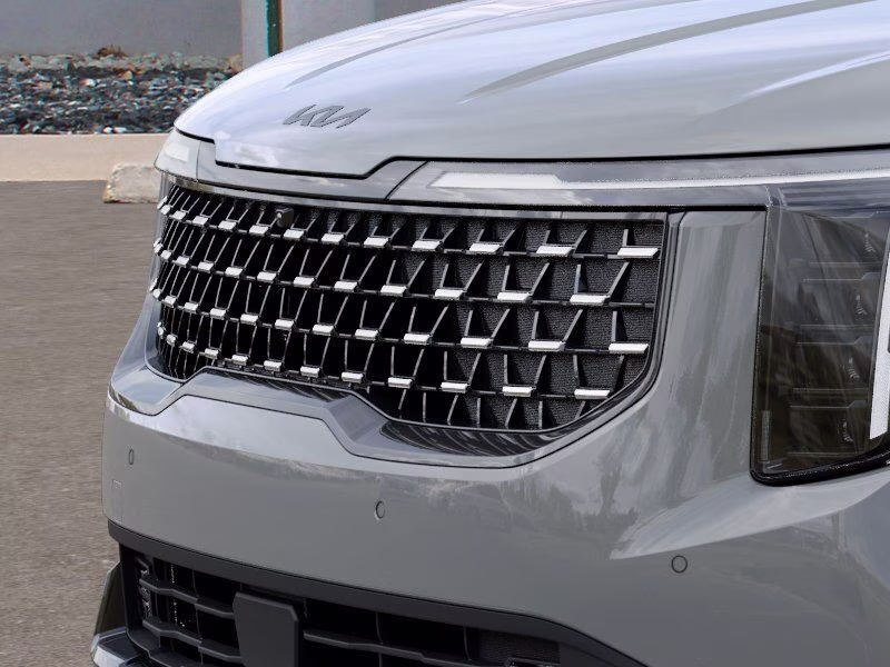 2026 Ceramic Silver Kia Carnival Hybrid SX Prestige FWD Van