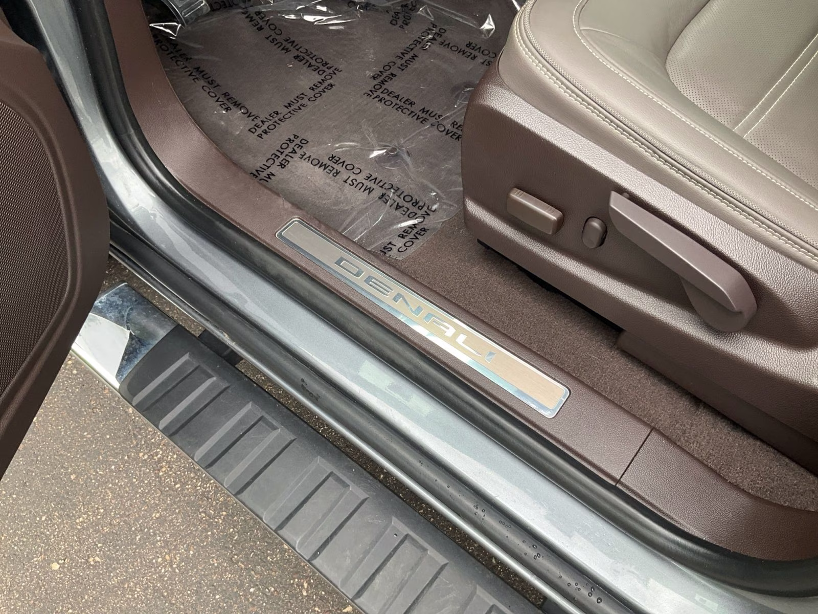 2022 Steel Metallic GMC Canyon Denali 4X4 Truck
