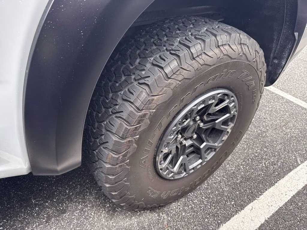 2024 Avalanche Gray Ford F-150 Raptor 4X4 Truck