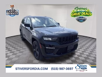 2024 Diamond Black Crystal Pearlcoat Jeep Grand Cherokee Limited 4X4 SUV