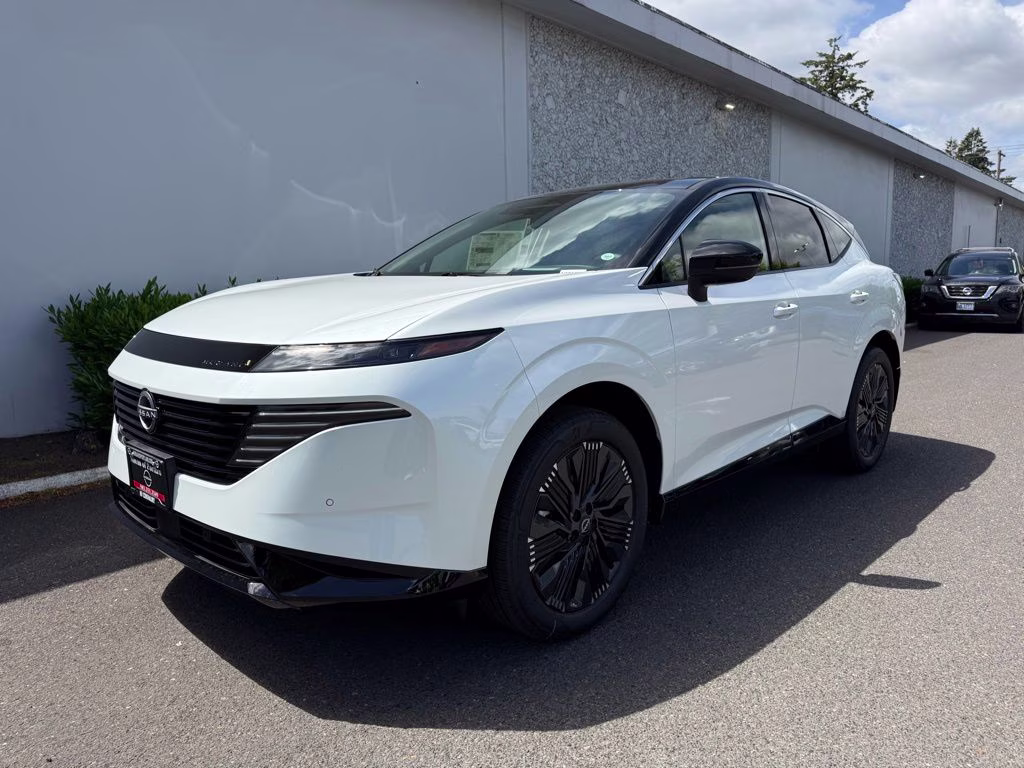 2026 Nissan Murano Platinum AWD's photo