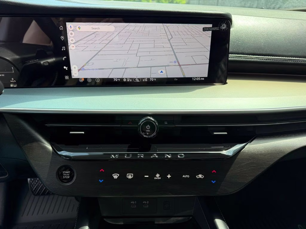 2026 Everest White Pearl/Black Nissan Murano Platinum AWD SUV