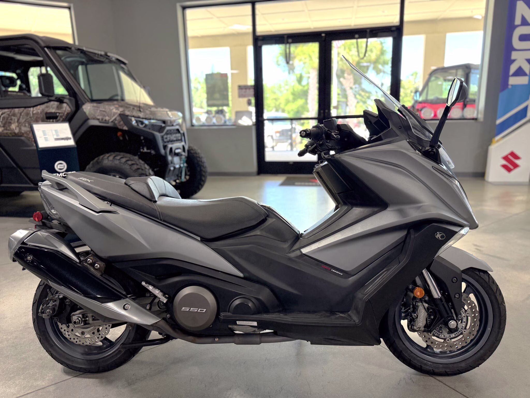 2022 KYMCO AK 550 Motorcycle