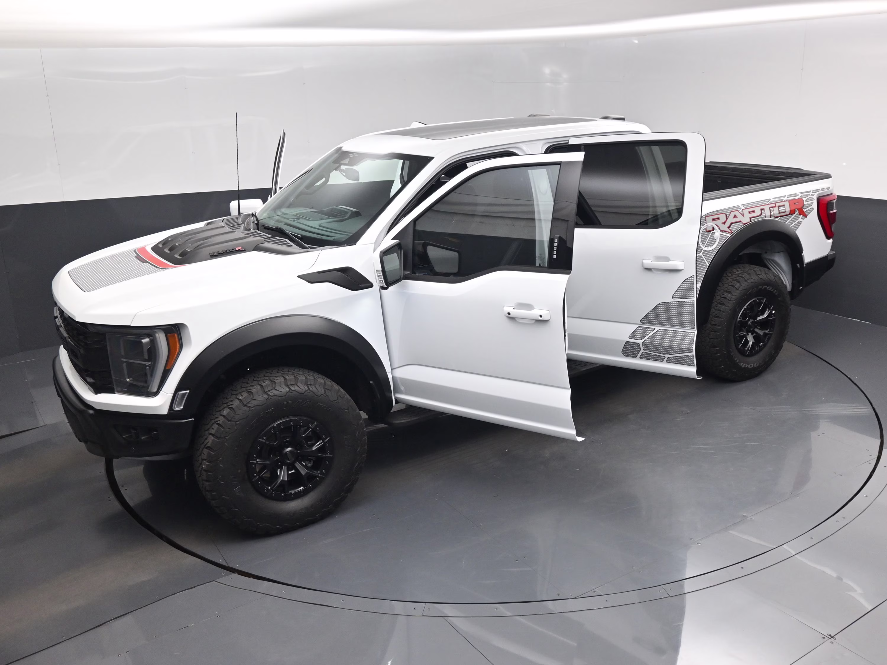 2023 Oxford White Ford F-150 Raptor 4X4 Truck