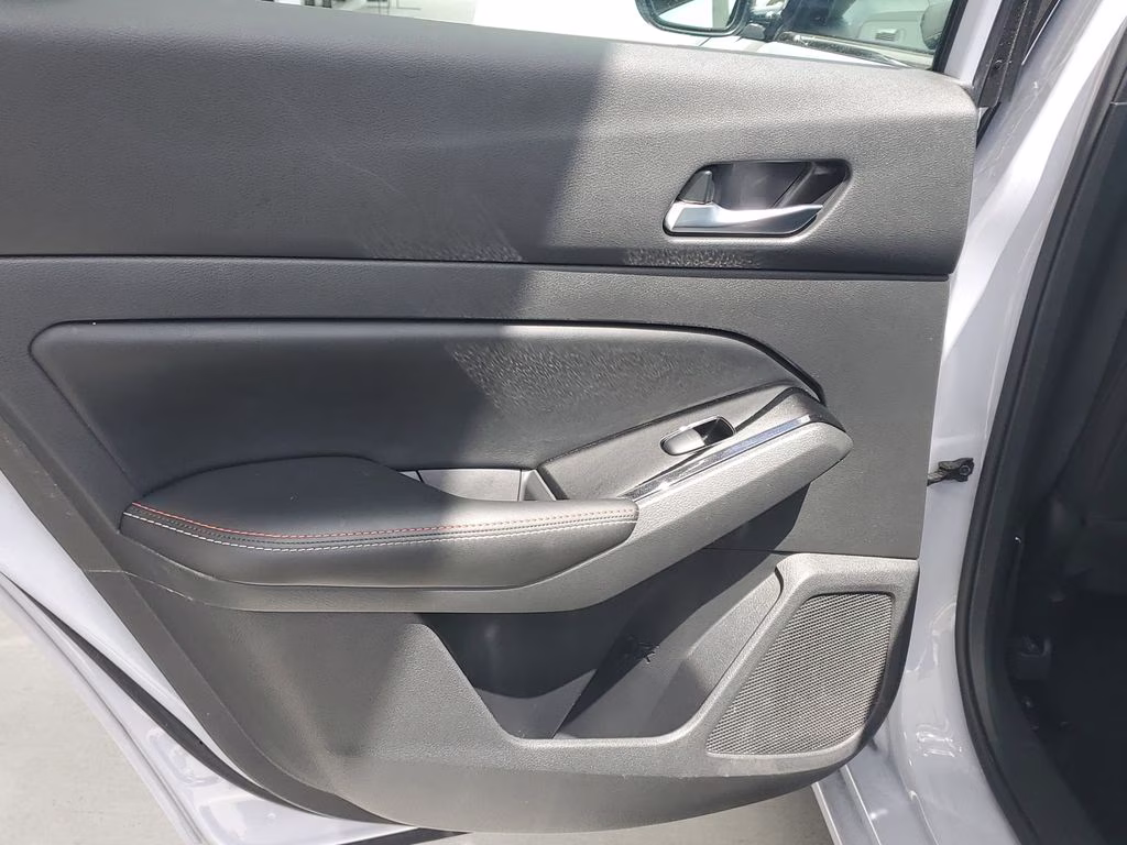 2024 Gray Sky Pearl Nissan Altima 2.5 SR FWD Sedan
