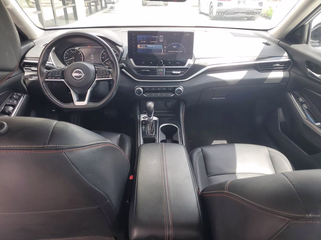 2024 Gray Sky Pearl Nissan Altima 2.5 SR FWD Sedan