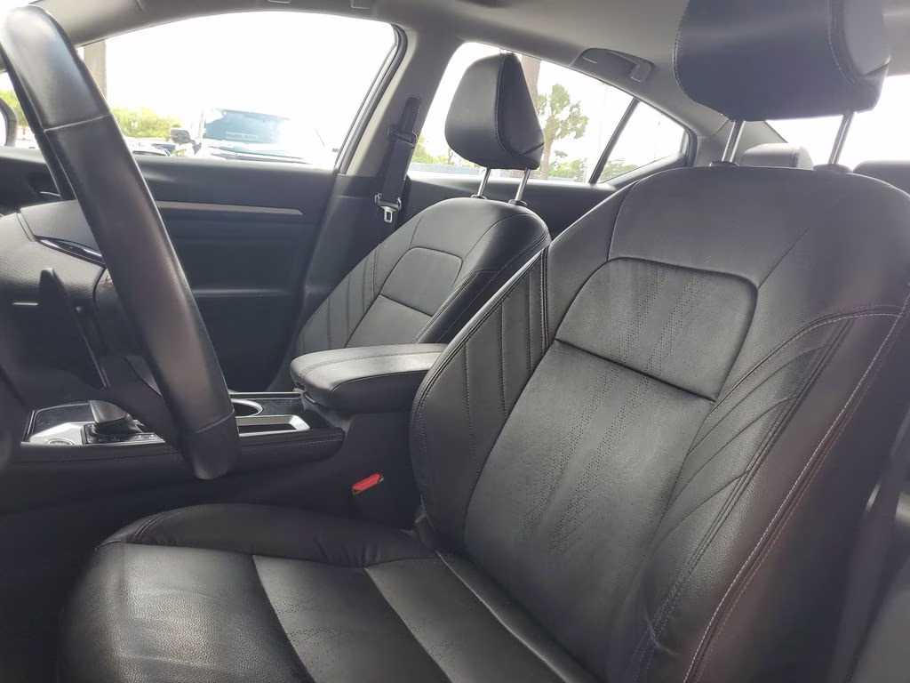 2024 Gray Sky Pearl Nissan Altima 2.5 SR FWD Sedan